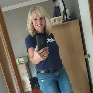 Meet your Posher, Deb